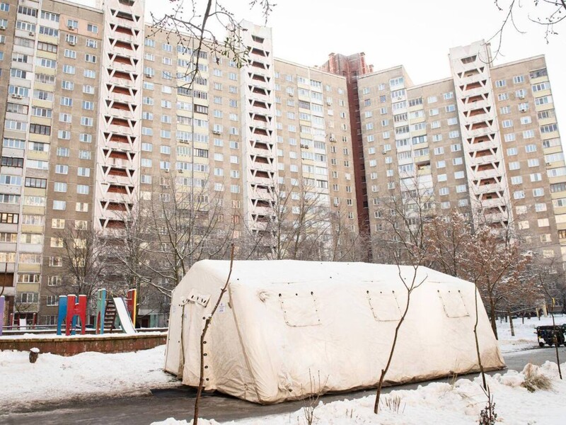 "Ситуация крайне сложная". Кличко второй раз призвал киевлян по возможности выехать за город