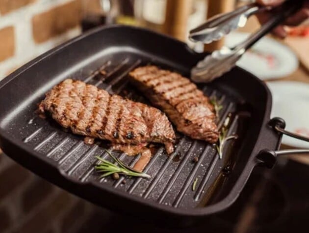 Секрет приготовления сочного стейка – в этом рецепте. Сделайте так же – и он будет как в ресторане