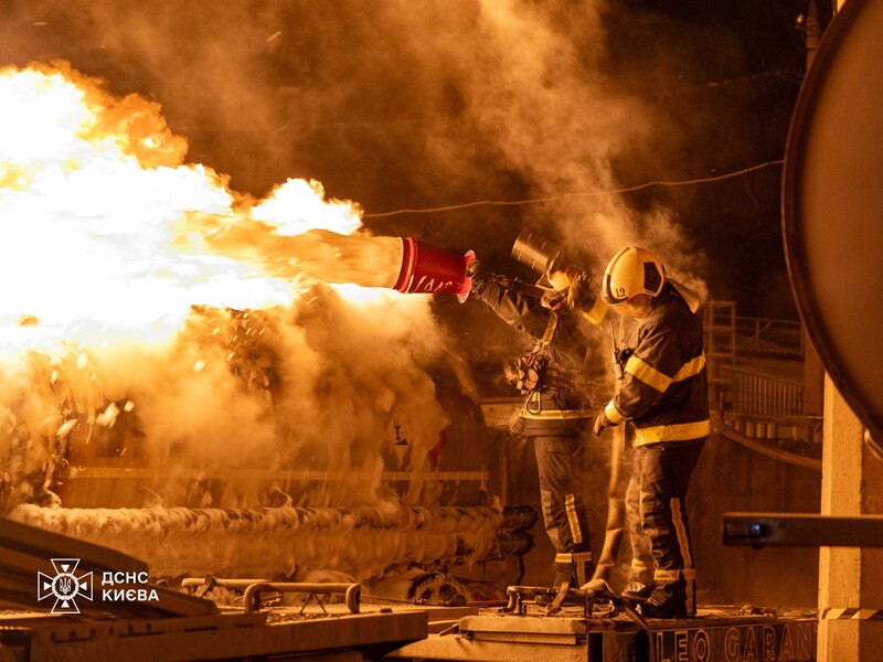 РФ ночью била по Киеву, есть жертва и раненые. Повреждена больница и фабрика Roshen