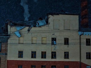 Из-за атаки РФ по Киеву есть разрушения на фабрике Roshen. Погибла 48-летняя женщина