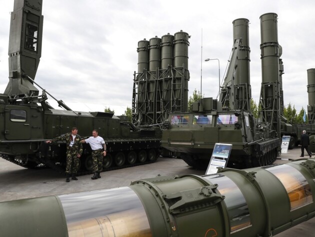 Зовнішня розвідка: 