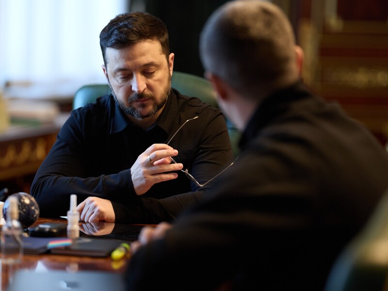 "Разбора обстоятельств попаданий – больше". Зеленский обсудил с Федоровым кадровые вопросы в Воздушных силах