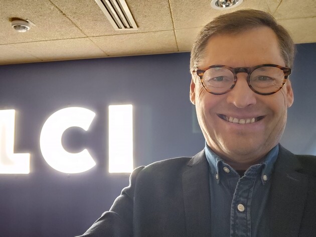 Семья Трампа, дележка с Путиным, духи Дмитриева, вербовка президентов. Интервью Бацман с экс-шпионом КГБ Жирновым. Видео