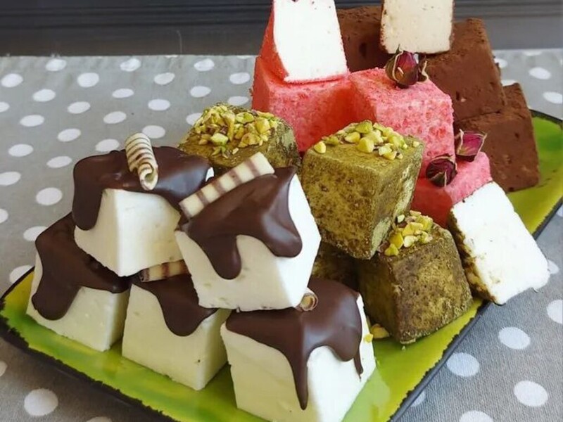 Всего несколько шагов – и невероятное птичье молоко с традиционным вкусом готово. Быстрый рецепт