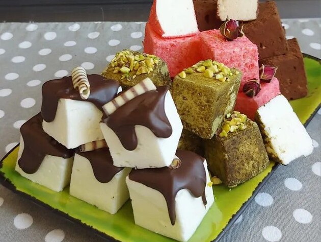 Всего несколько шагов – и невероятное птичье молоко с традиционным вкусом готово. Быстрый рецепт