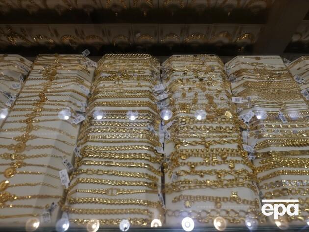 США по ошибке депортировали подозреваемого в крупнейшем ограблении ювелирного магазина