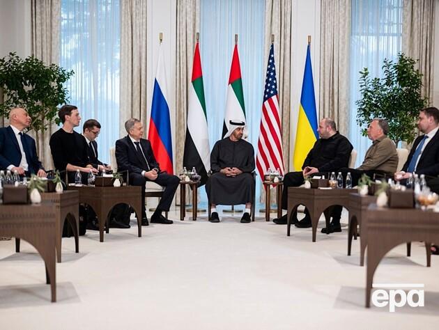 Наступний раунд переговорів щодо миру в Україні відбудеться в лютому, ЗМІ назвали дату й місце