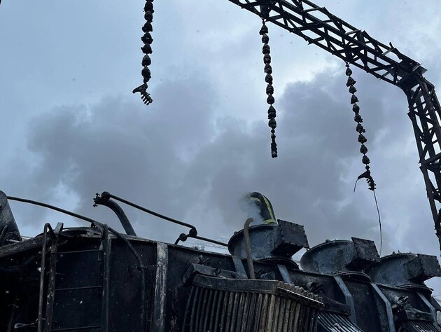 BBC показала, який вигляд має ТЕС ДТЕК після російського обстрілу