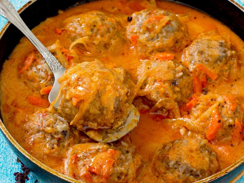 Чтобы тефтели получились вкусными и сочными – добавьте это во время замешивания фарша. Лучший рецепт