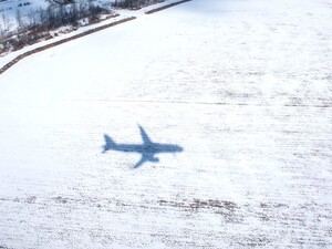 У США через негоду розбився приватний літак із пасажирами на борту 
