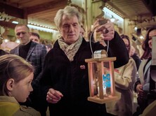 Я дивлюся на ці кадри й бачу неймовірну силу моєї нації. Нікому не дано зламати хребет українців