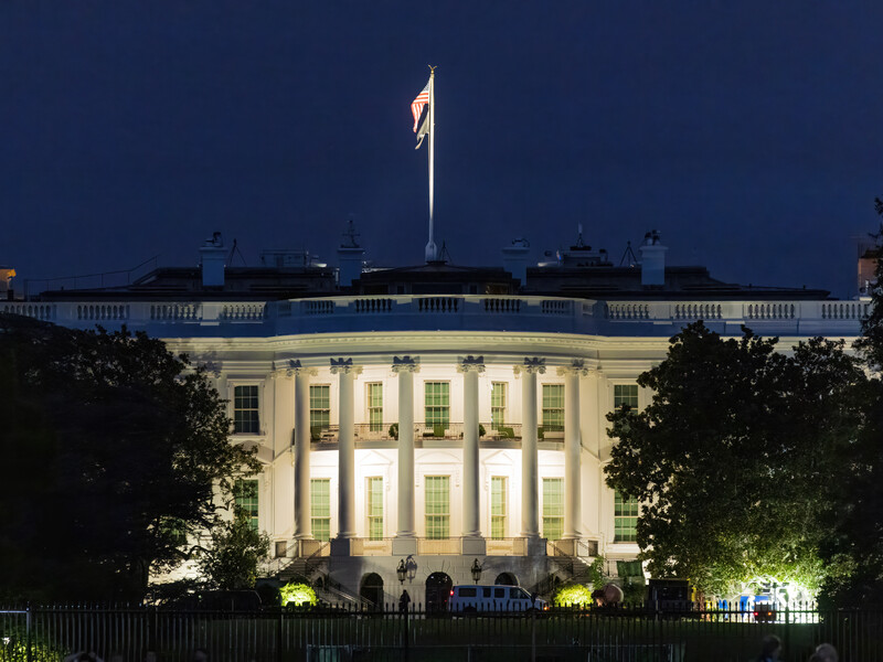 В Белом доме отказались от военного вторжения в Гренландию на фоне угрозы импичмента Трампу – СМИ