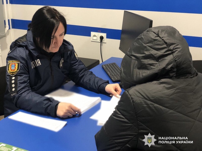 В Одеській області вихователька змушувала хлопчика одягтися, їй оголосили підозру в катуванні – поліція