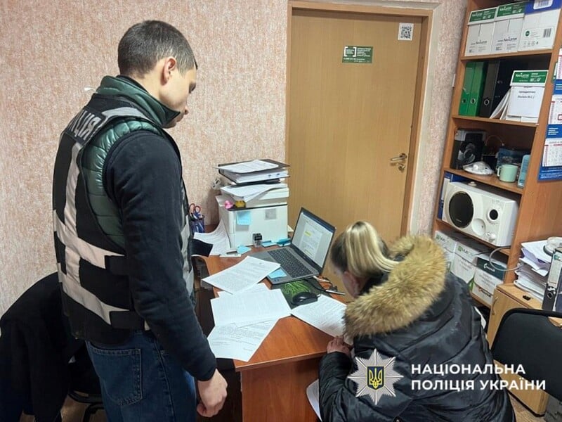 Спав у туалеті. Киянку підозрюють у катуванні свого дев'ятирічного сина