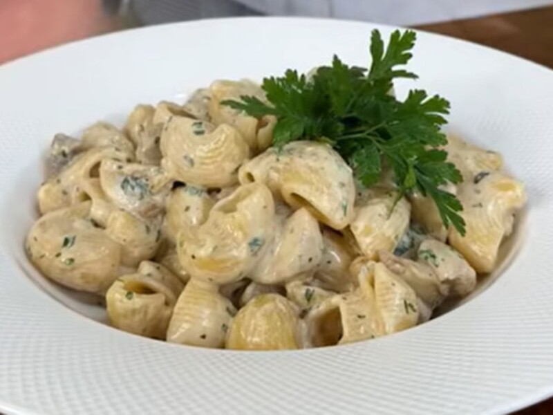 С этой подливой макароны будут как из ресторана. Секрет изумительного соуса – в двух ингредиентах