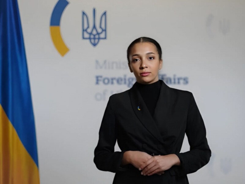 "Не зацікавила". У МЗС України назвали причину відмови від ШІ-спікерки Вікторії