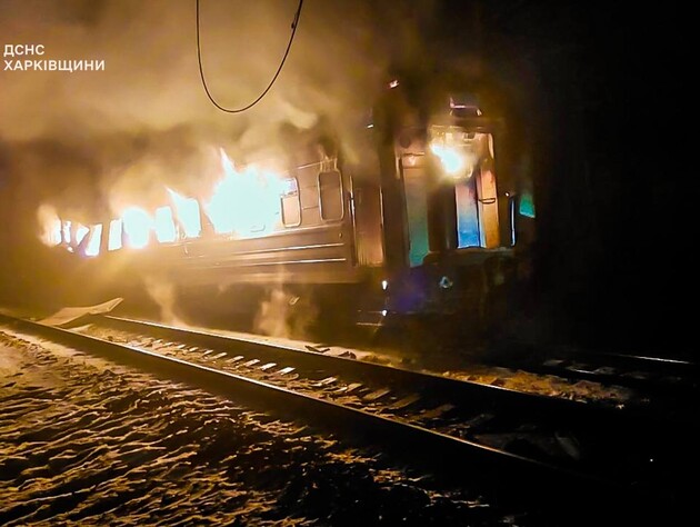 Фрагменти тіл на місці удару БПЛА РФ по поїзду в Харківській області належать шістьом людям – прокуратура