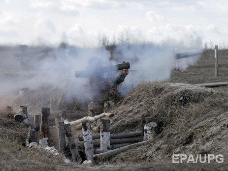 У Луганській військово-цивільній адміністрації заявили, що розведення сил біля Станиці Луганської неможливе через обстріли