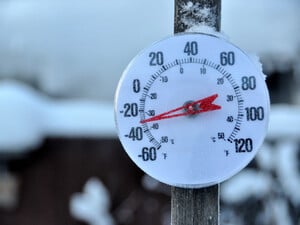 Морозы до -30 °C движутся в Украину. ГСЧС объявила красный уровень опасности