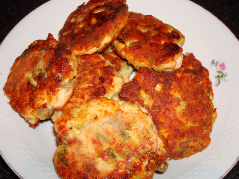 Добавьте к рыбному фаршу это, чтобы котлеты были сочными. Быстрый рецепт