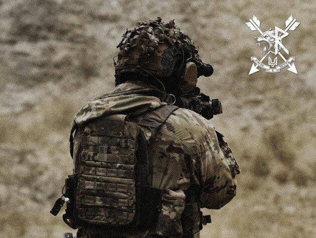 Оператори ССО врятували піхотинця, який кілька тижнів виживав у сірій зоні на Запоріжжі. Відео