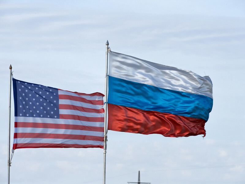 США й Росія зараз на межі нової гонки озброєнь – Reuters
