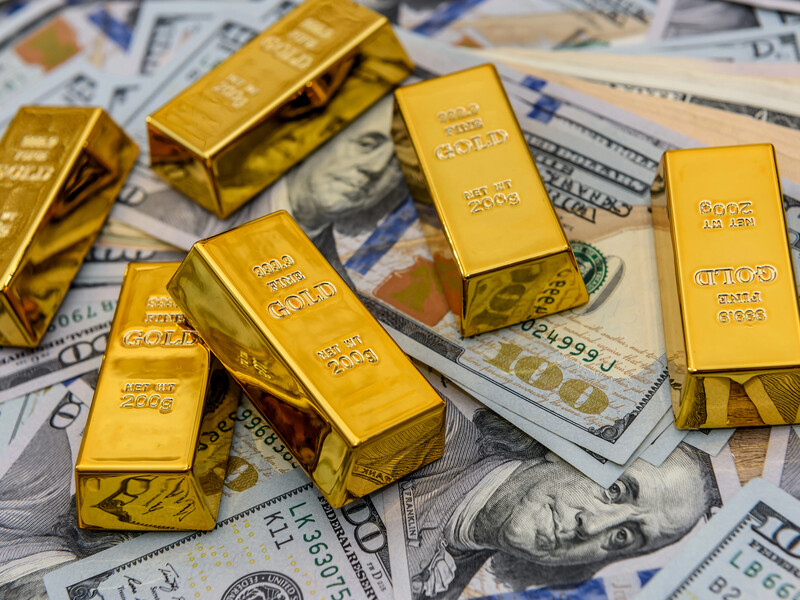 Резко упали цены на золото, обрушился биткойн. Причина – в ИИ