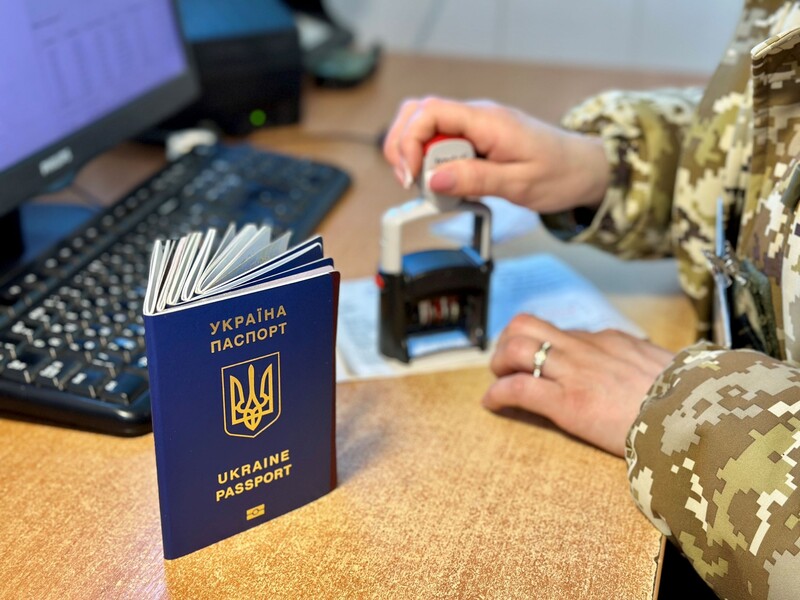 На кордоні з Молдовою поновили пропуск автомобілів