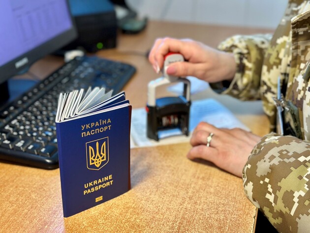 На кордоні з Молдовою поновили пропуск автомобілів