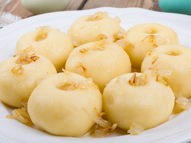 Замісіть це просте тісто з картоплею – і приготуйте оригінальні галушки. Покроковий рецепт