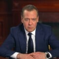 Медведев заявил, что РФ не нашла ядерных подлодок Трампа 