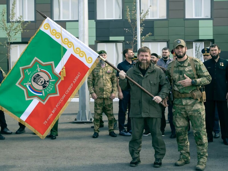 Кадировці намагаються встановити контроль над бізнесом в окупованому Токмаку – партизани