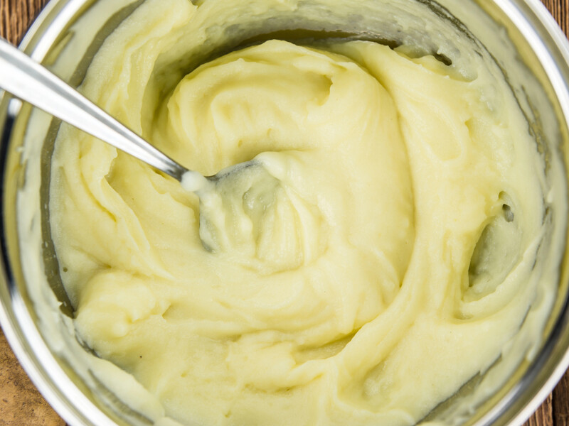 Додайте до вареної картоплі це й потовчіть до однорідності. Рецепт пюре