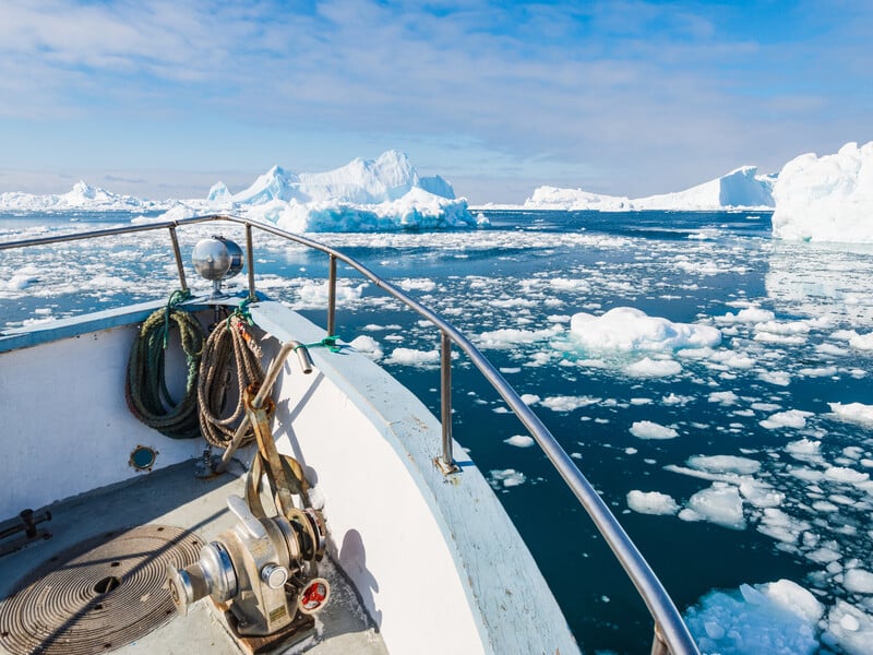 Данія скерувала до Гренландії корабель із колишньою одеською реєстрацією