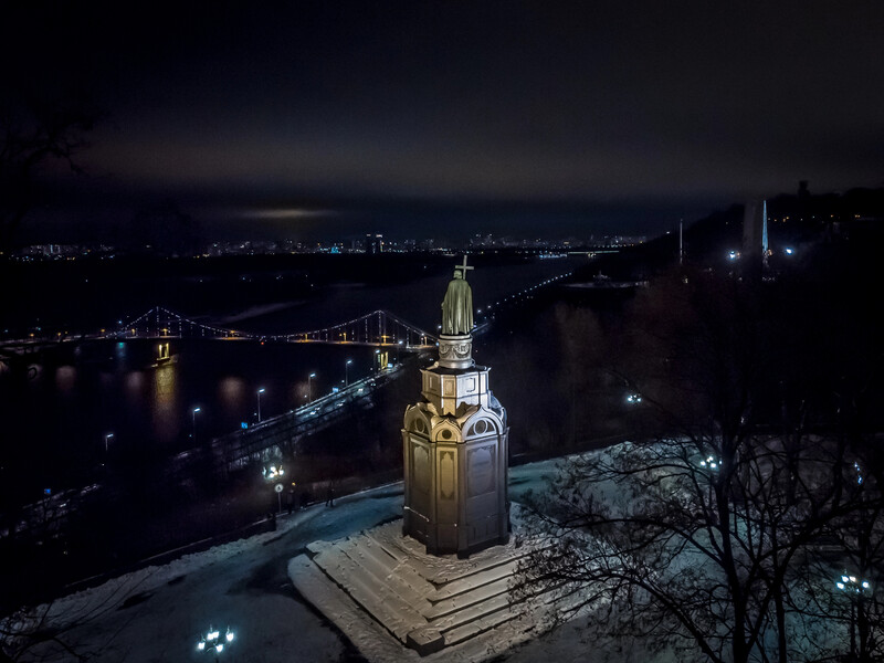"Цирконы", баллистика, Shahed и КАБ. Россия в лютый мороз снова атакует Киев и другие города Украины