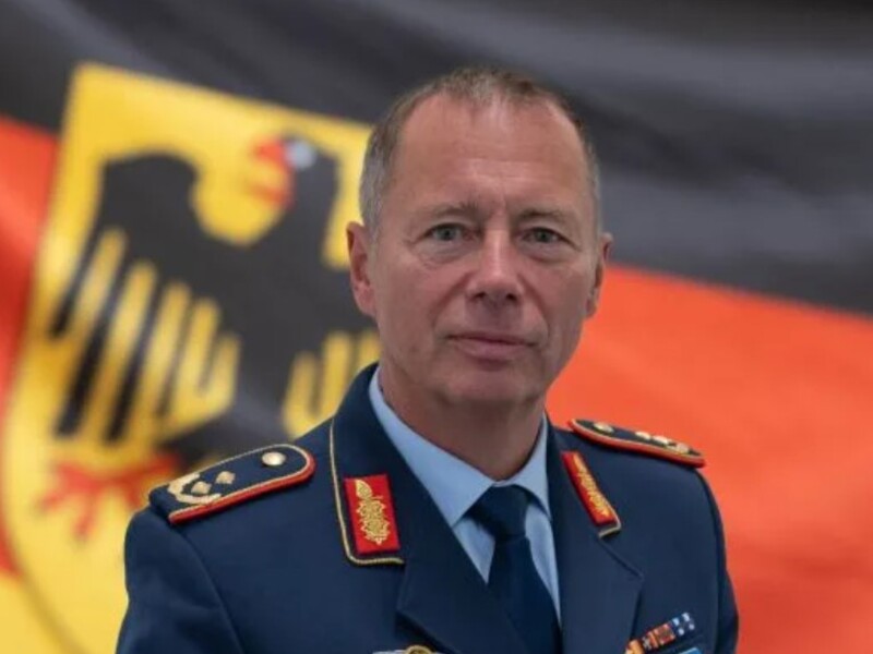 Німеччина хоче створити угруповання з понад 100 супутників у космосі. Як це пов'язано з Україною?