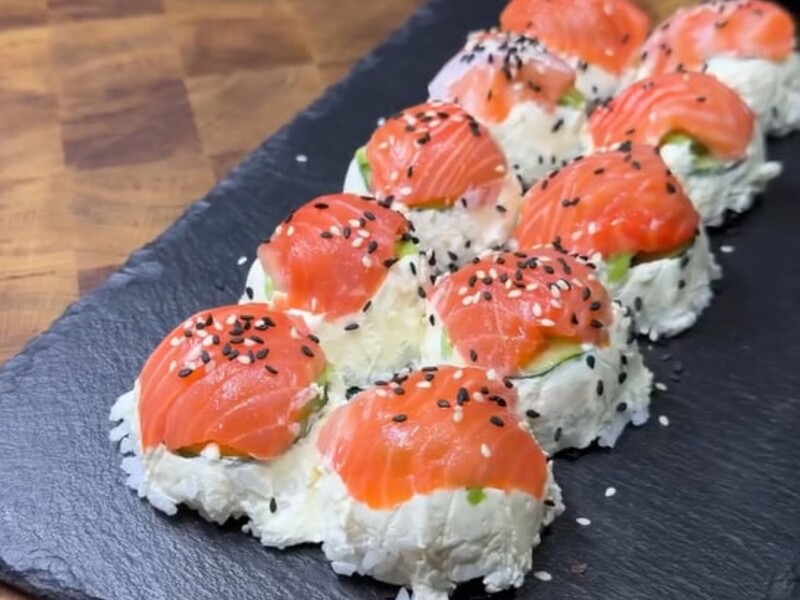 Рецепт суші, які готуються за кілька хвилин без клопоту і скручування ролів. Неймовірний лайфхак