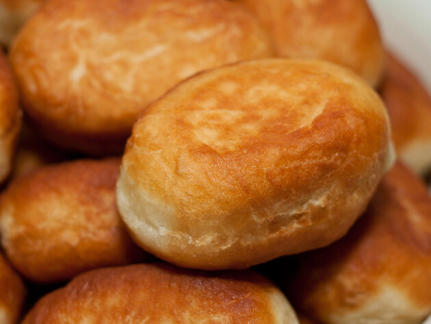 Взимку кращі за будь-який десерт. Смажені пиріжки з ягодами. Покроковий рецепт