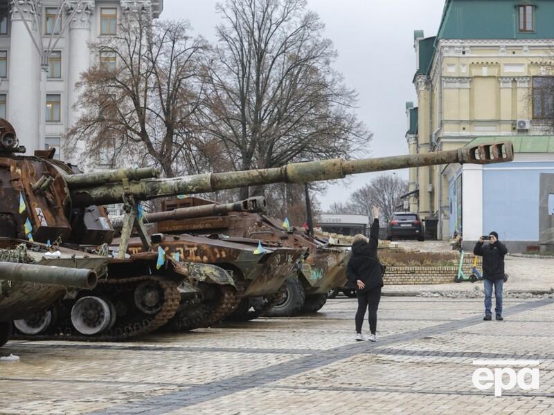 Украинцы ответили, хватает ли им демократии во время войны