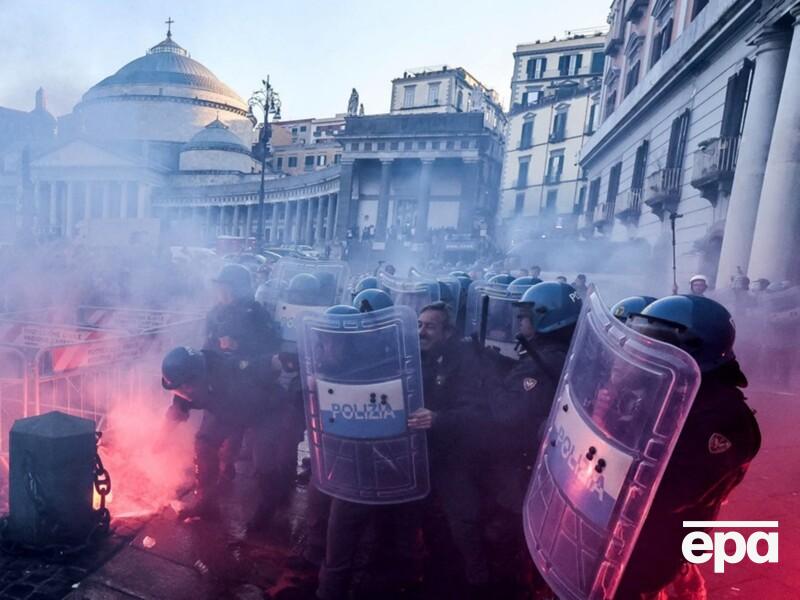 Затримання без висування обвинувачень. В Італії хочуть розширити повноваження поліції