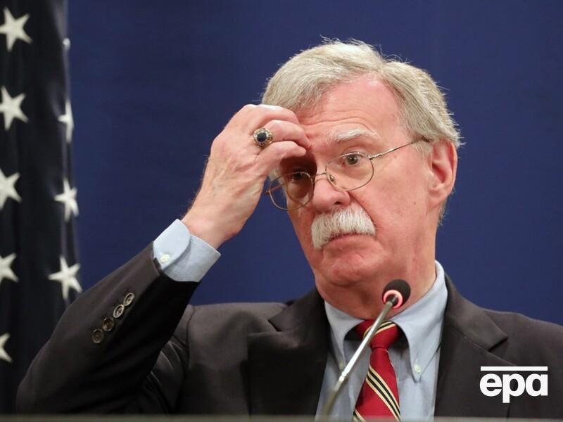 Экс-советник Трампа усомнился в переговорах США и Ирана, будь они в Омане, Турции или на Луне