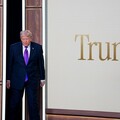 Трамп не дает достроить тоннель в Нью-Йорке, требуя назвать в его честь вокзал и аэропорт – CNN