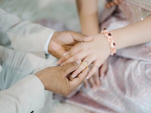 Шлюб із 14 років і тільки для різних статей. У Раді запропонували змінити Цивільний кодекс. Головне