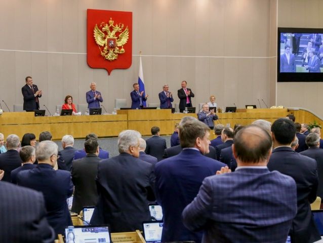 Держдума відмовилася позбавляти президента РФ права вводити і скасовувати санкції щодо "недружніх країн"