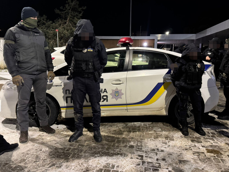 В Одессе двое полицейских вымогали от $2 тыс. от водителей за избежание визита в ТЦК – ГБР