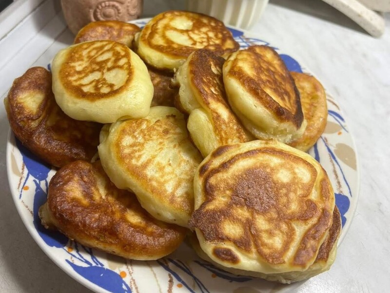 Добавьте это к муке – и оладьи будут невероятно пышными. Рецепт теста без дрожжей