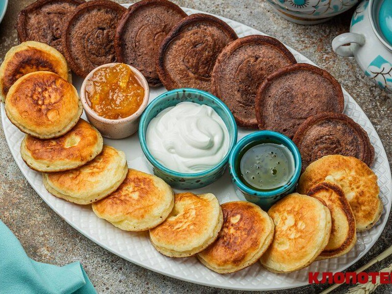 Такі ванільні й шоколадні оладки на сметані здивують усіх. Покроковий рецепт