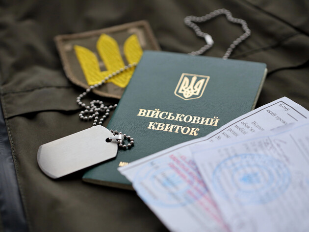 Тікав, а потім дістав ніж. У Харкові заявили про поранення працівників ТЦК