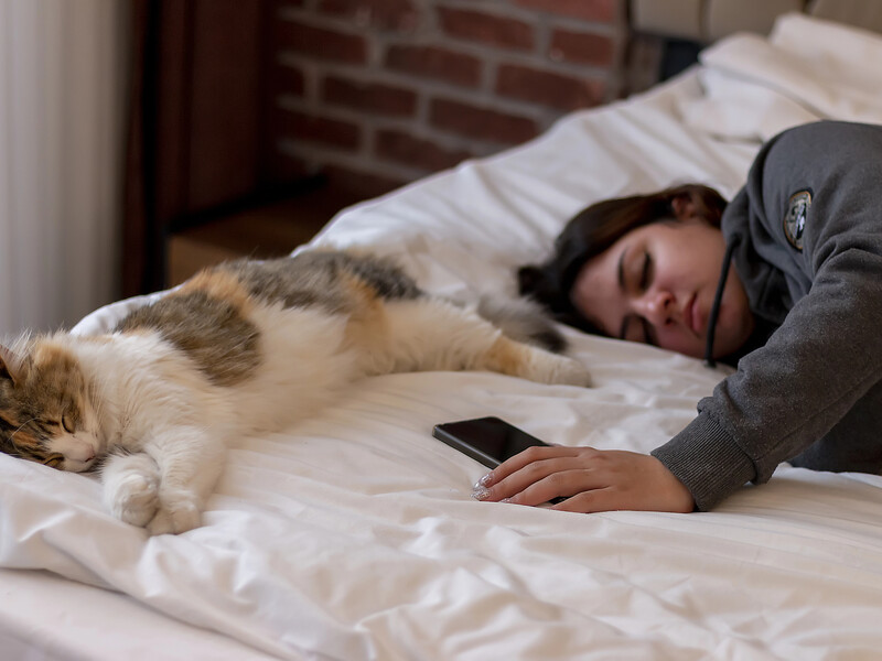 Ученые объяснили, можно ли "накапливать" сон на потом