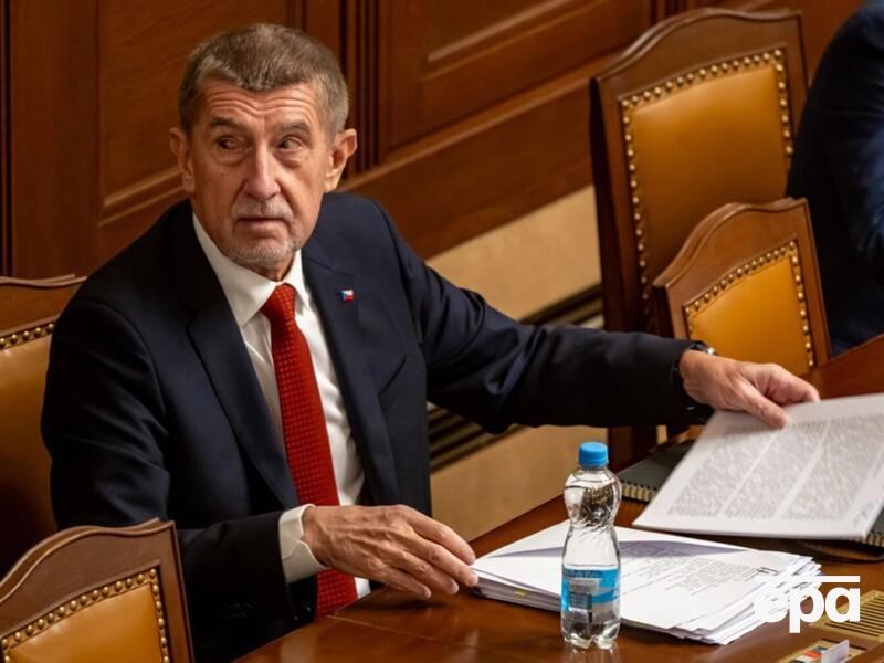 Ще одна країна хоче заборонити дітям користуватися соцмережами